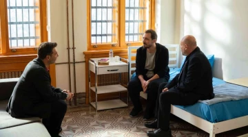 Кадр из Клюквенный щербет 104 серия