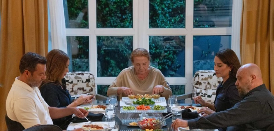 Кадр из Клюквенный щербет 105 серия