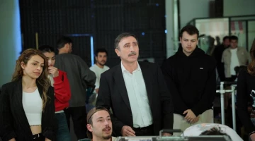 Кадр из Клюквенный щербет 101 серия